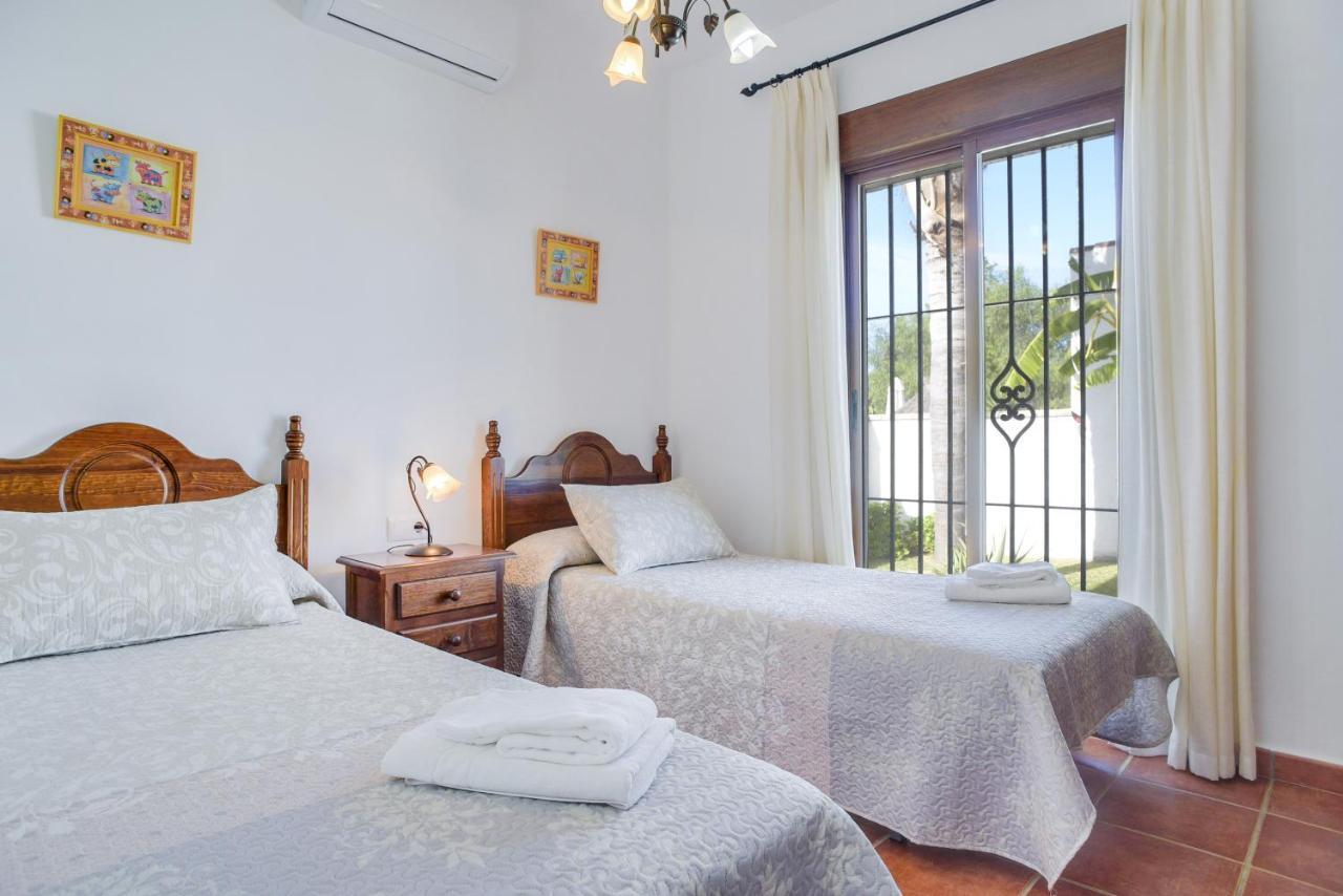 Casa Villanueva 4 - Solo Familias Conil De La Frontera Buitenkant foto